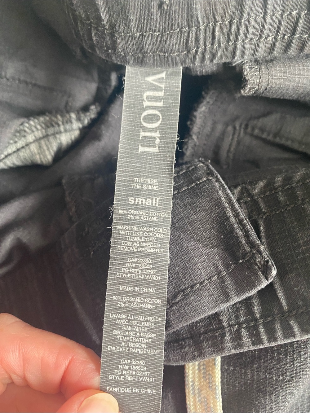 Vuori Women’s Black Camo Ripstop Pants, size small - Picture 3 of 6
